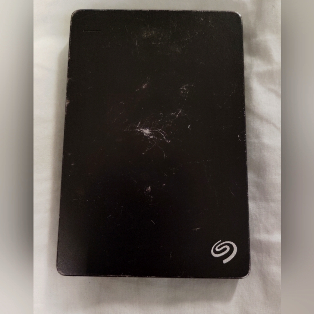 Seagate 2 terabyte external hard drive